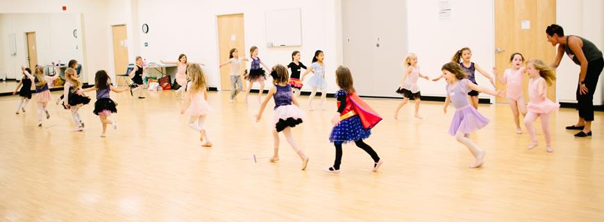 Girls dancing