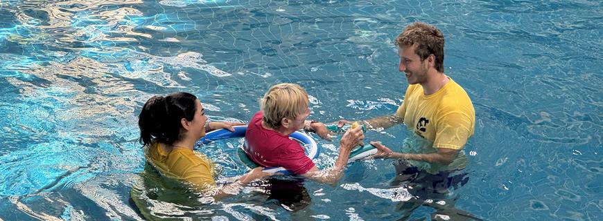 Aquatic rehab class
