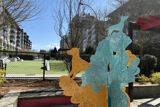 Public Art Sculpture - dog detail - North Vancouver 